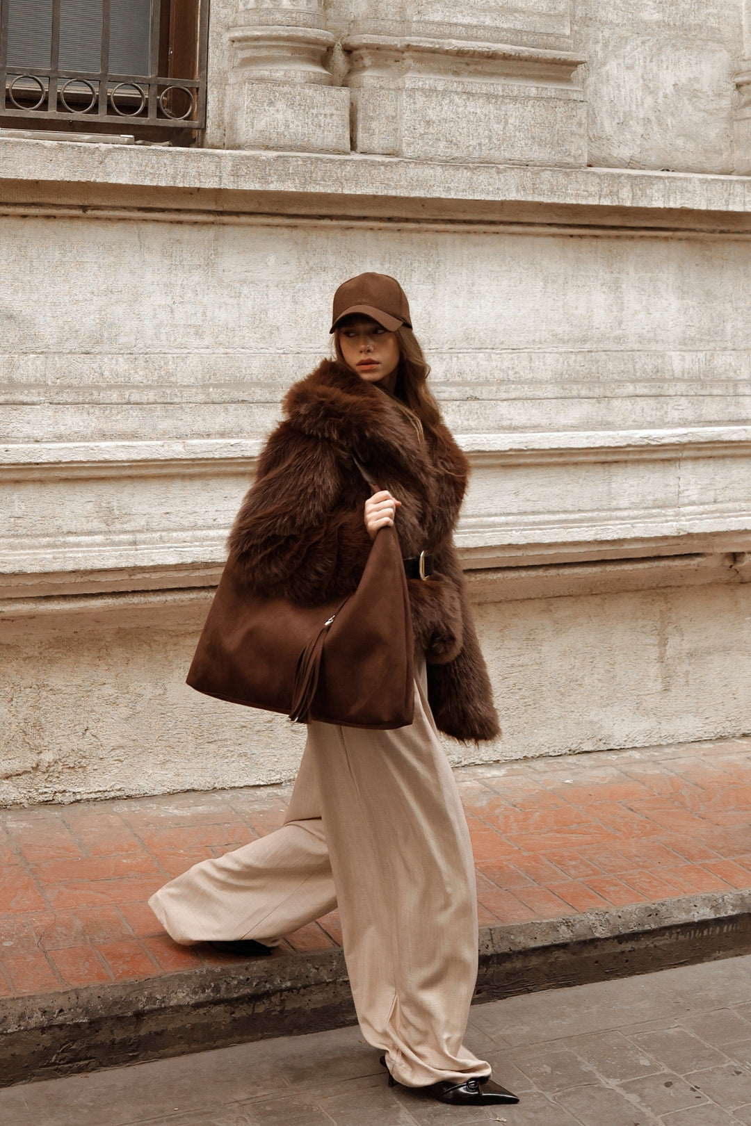 SORRE XL Suede Omuz Çantası | Kahverengi