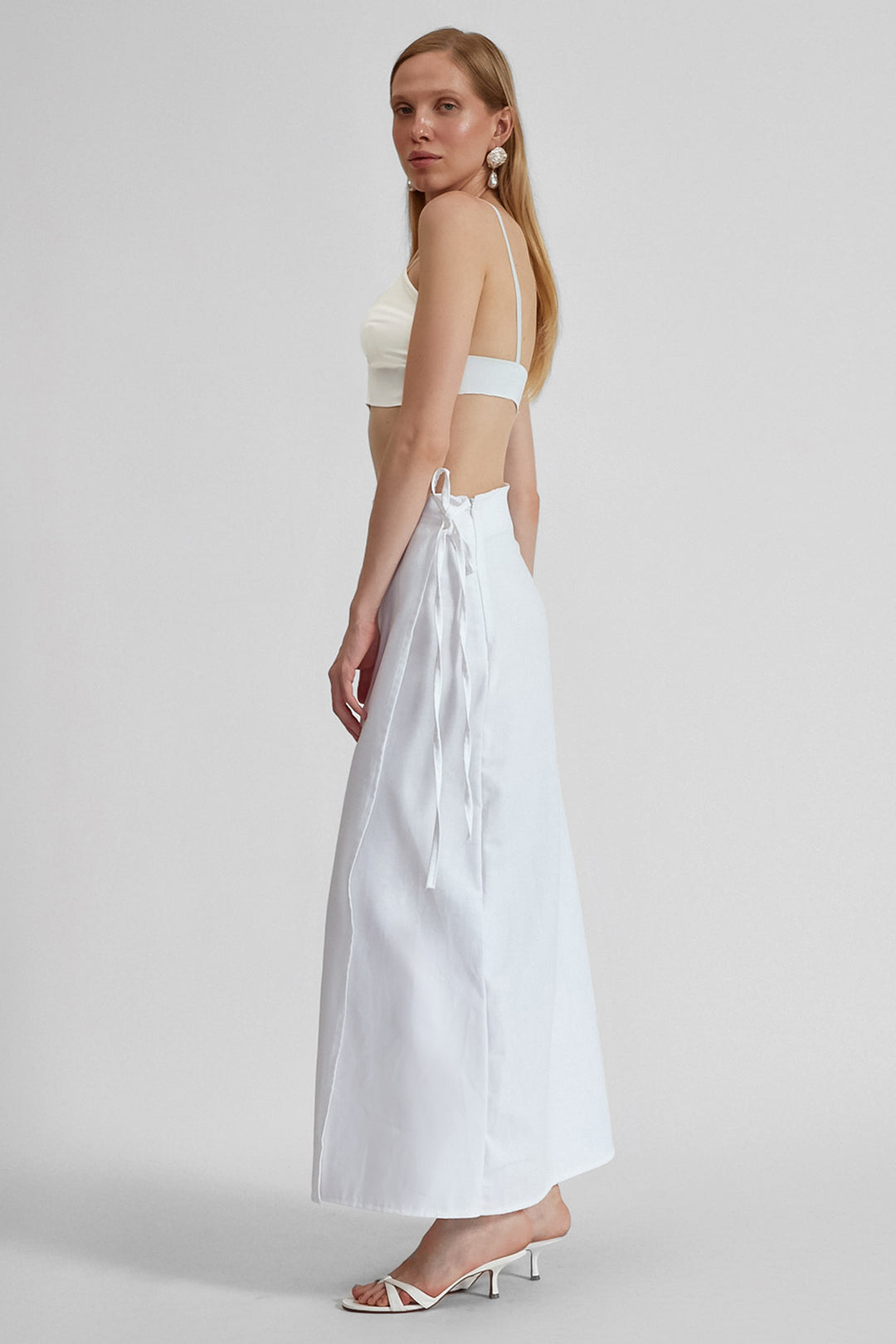 ALINA Beyaz Uzun Bağlamalı Etek