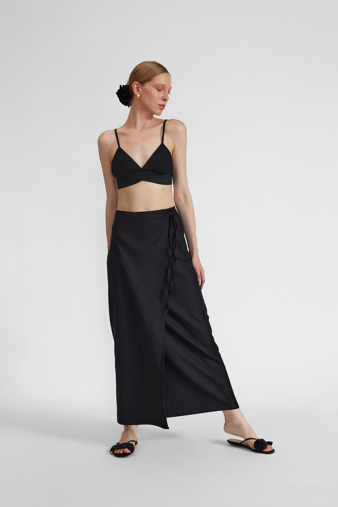ALINA Siyah Uzun Bağlamalı Etek