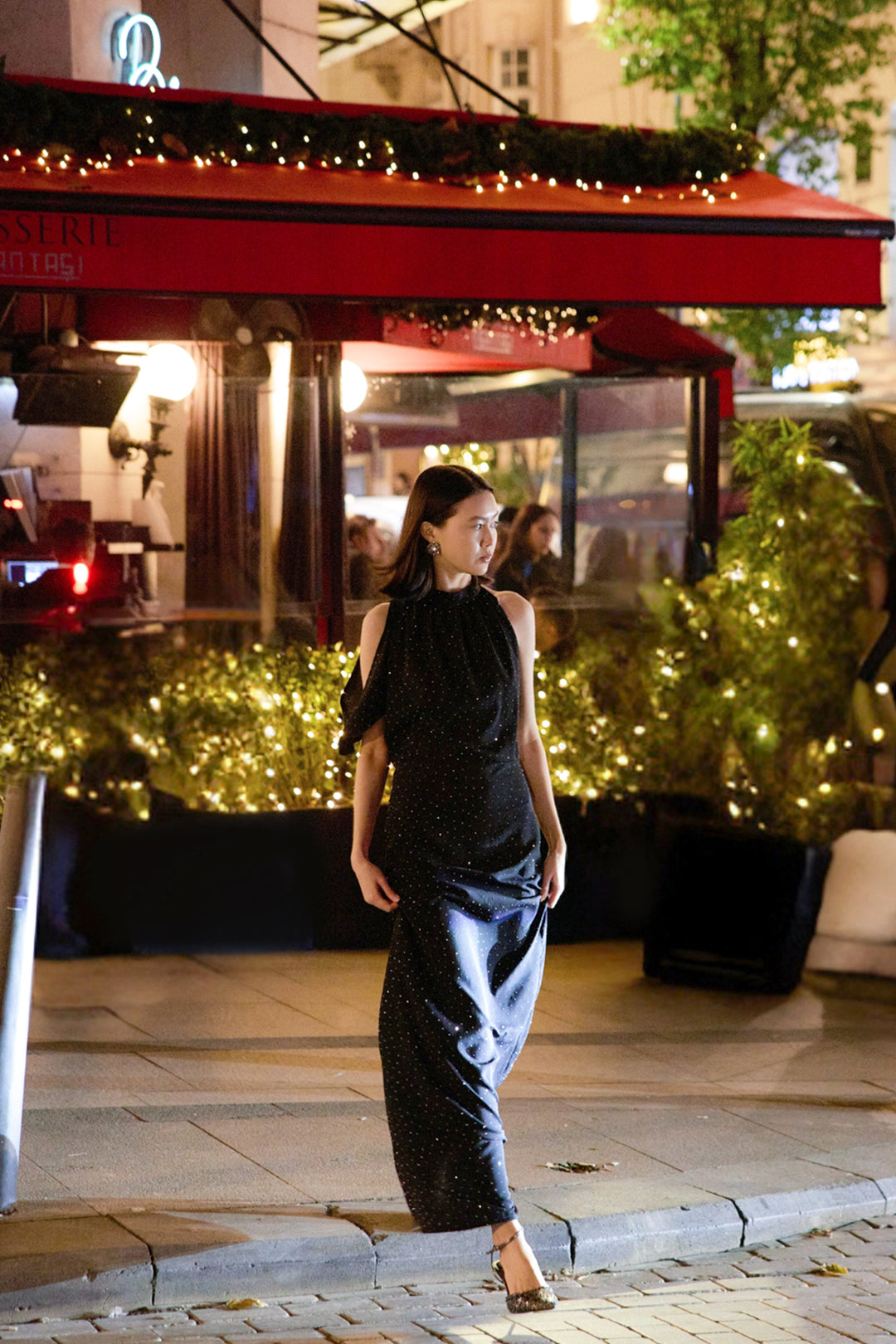 DIVINA Taş İşlemeli Sırt Detaylı Elbise