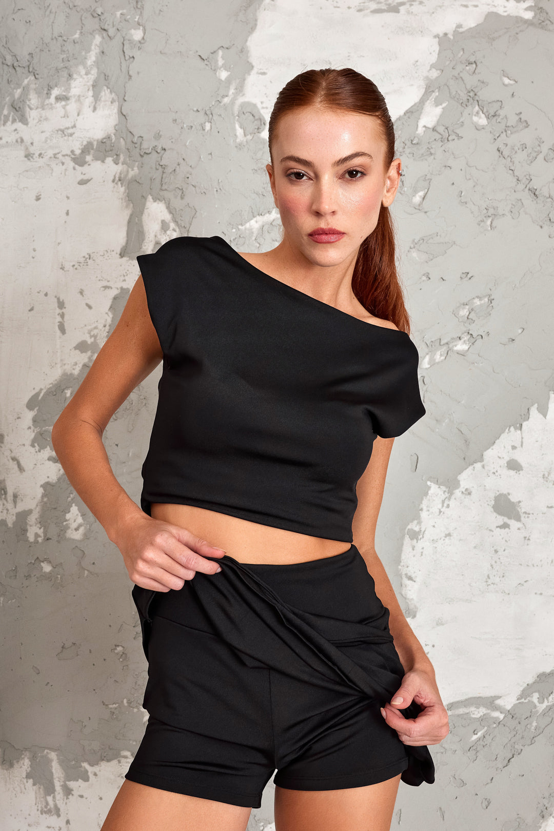 ARES Siyah Pileli Şort Etek