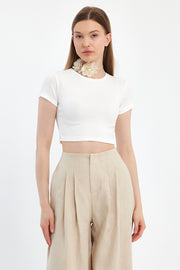 LILY Beyaz Crop T-shirt