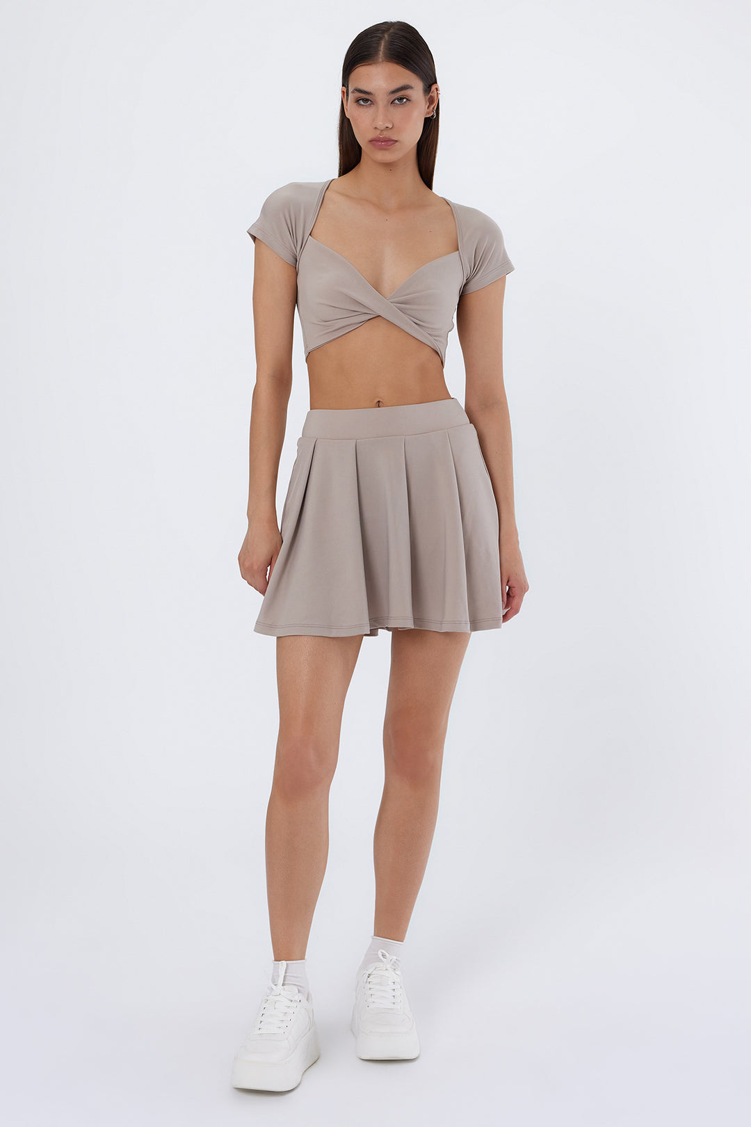LEDA Bej Pileli Şort Etek