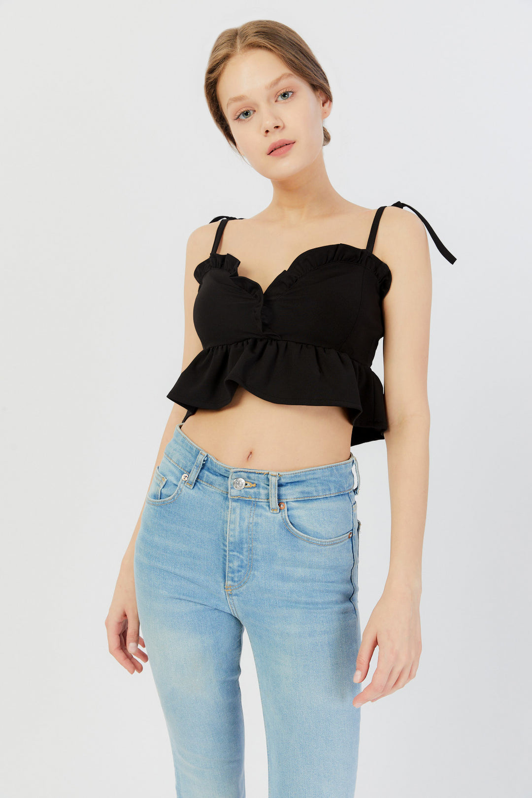 CYRA İp Askılı Fırfır Detaylı Crop Top