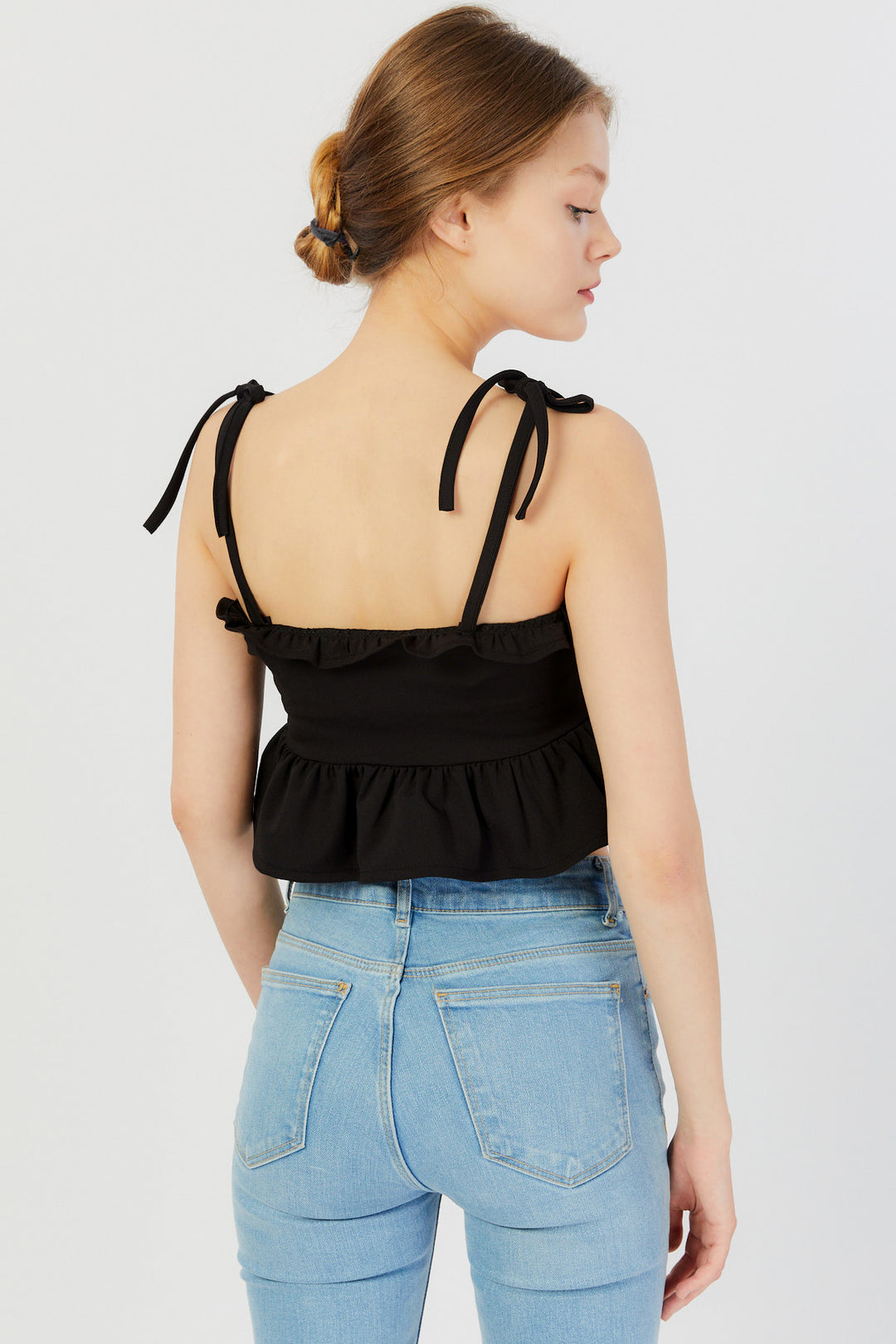 CYRA İp Askılı Fırfır Detaylı Crop Top
