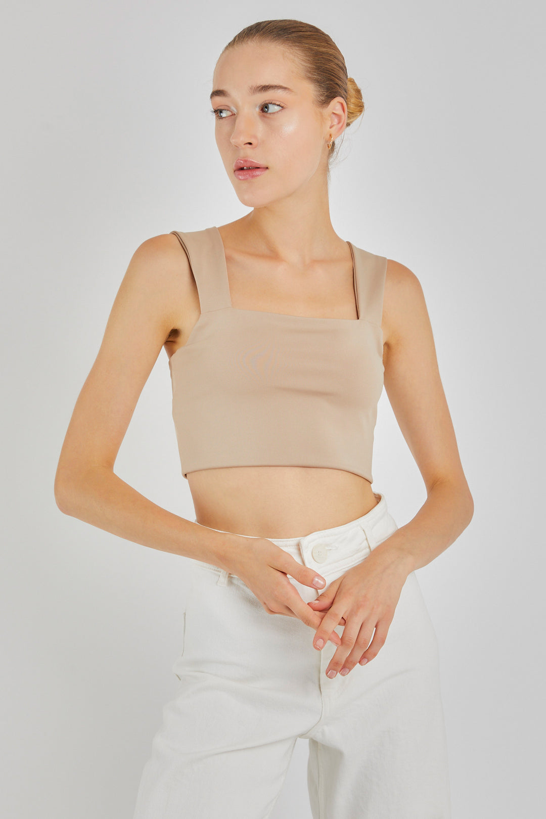 LARISA Bej Kalın Askılı Crop Top