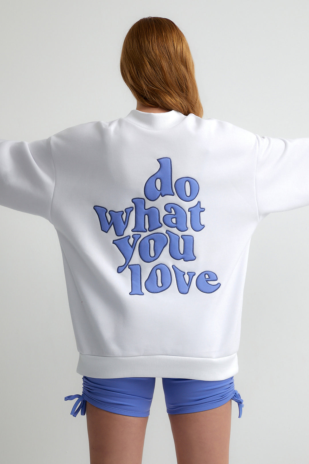 Beyaz Do What You Love Nakışlı Oversize Sweatshirt