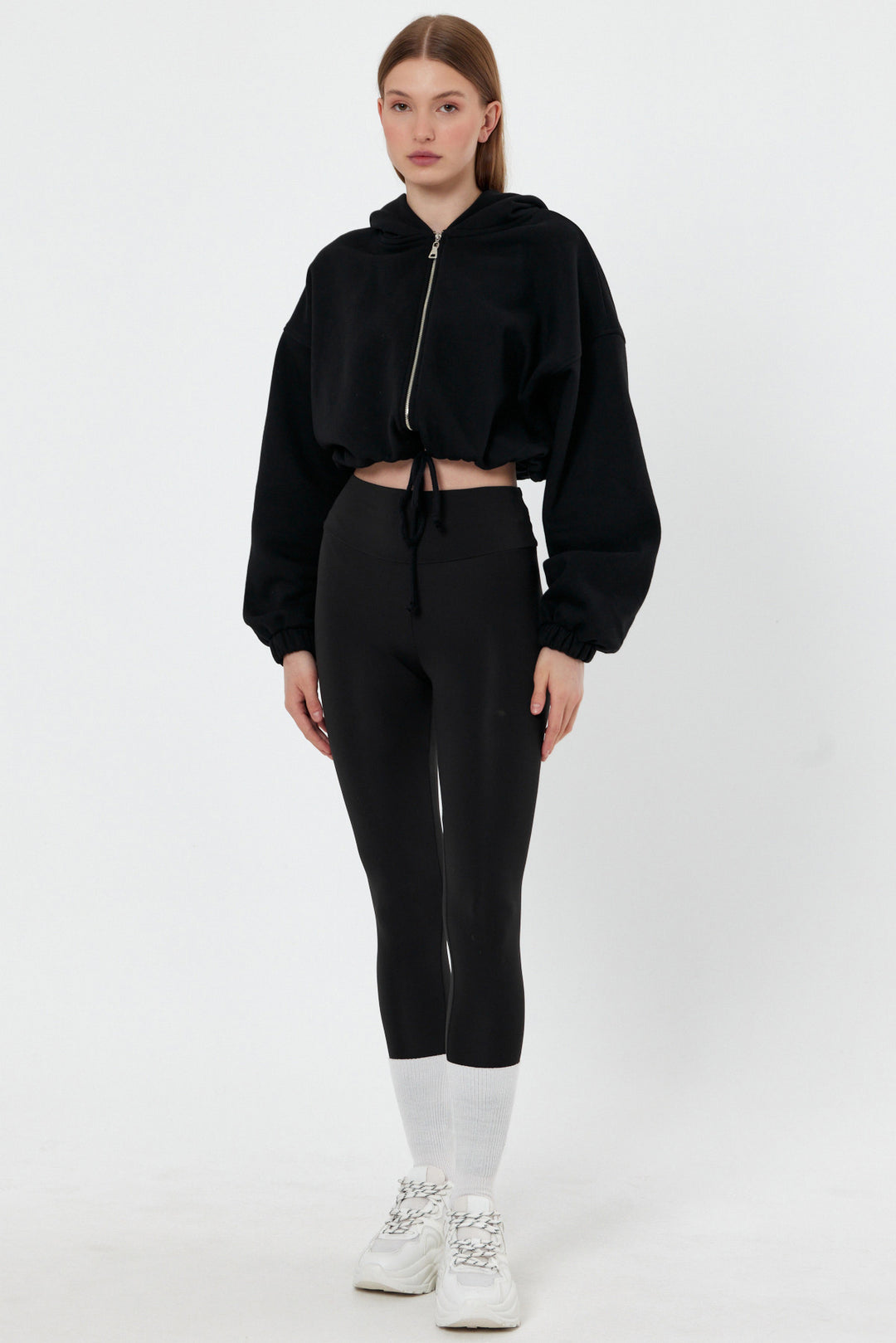 NOVA Siyah Büzgülü Crop Sweatshirt