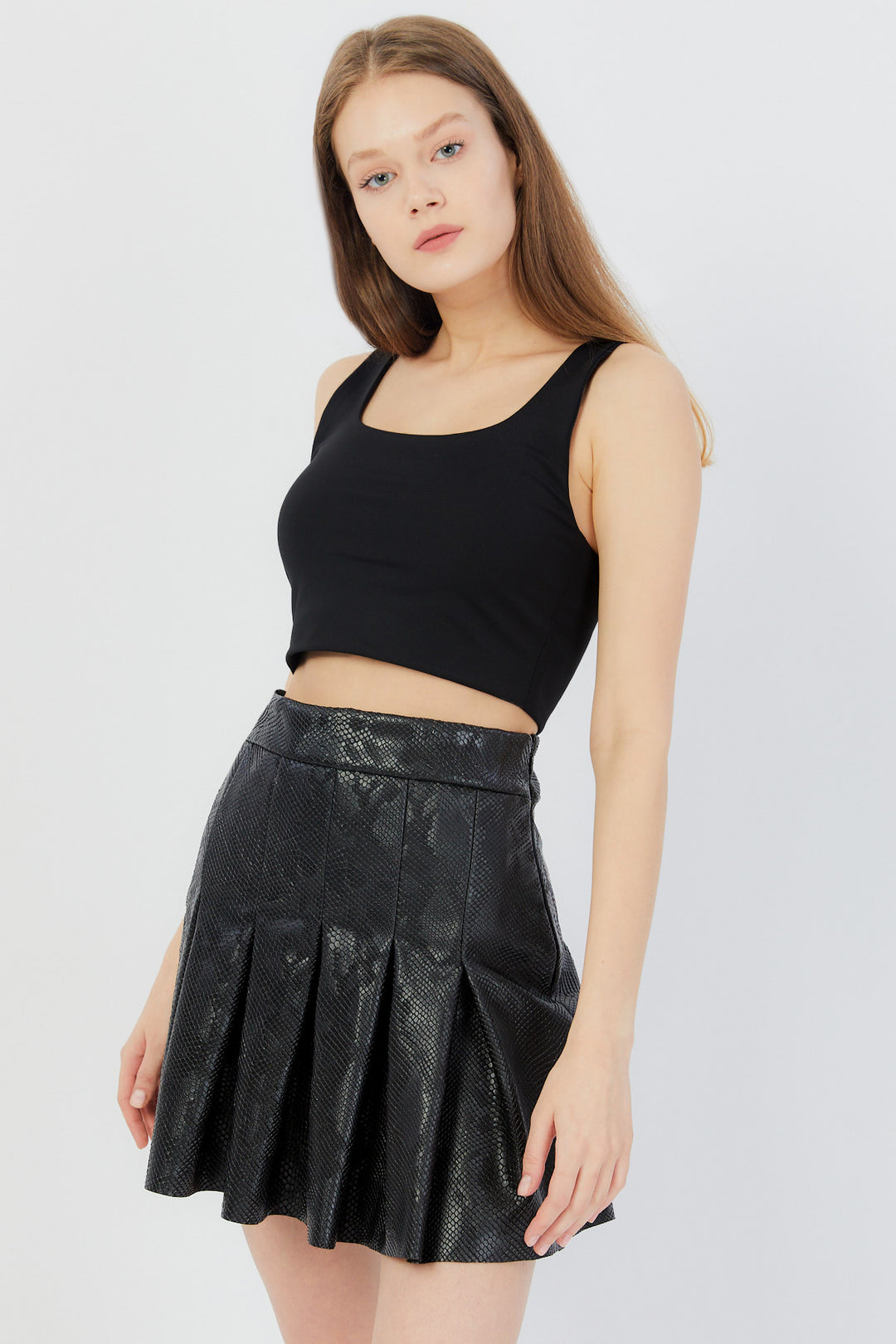 CORA Siyah Crop Top