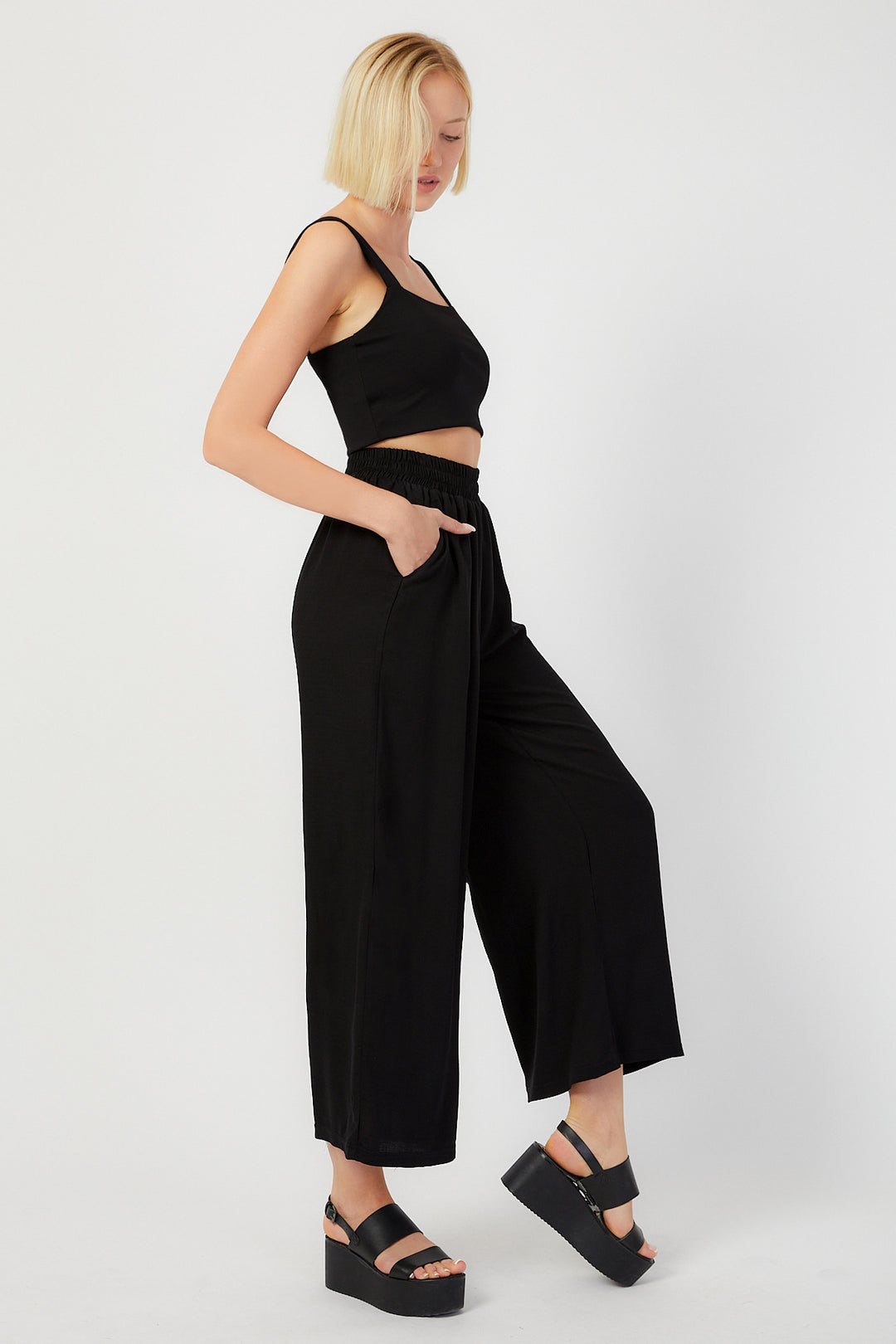 EISA Siyah Dökümlü Culotte Pantolon